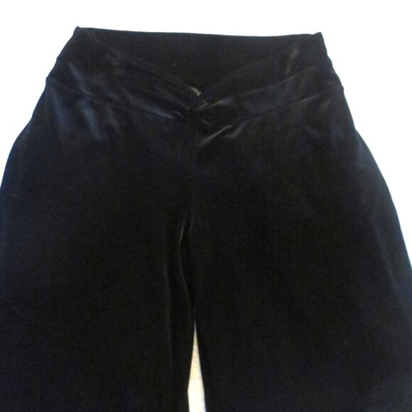 Forever 21 Wide Leg Velvet Pants - Picture 5 of 6